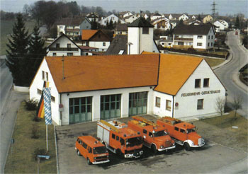 http://www.ff-kaisheim.de/images/Chronik/ffHaus_1990_klein.jpg